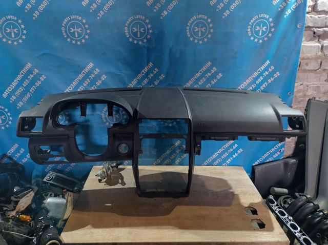 Передня панель A16968007879D84 MERCEDES