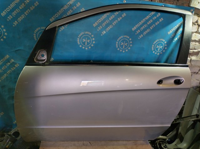 Двері передні, ліві A1697201105 MERCEDES