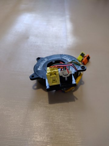 Контактний блок подушки безпеки GJ6A66CS0 MAZDA