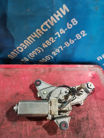 Двигун склоочисника заднього скла GJ6J67450A MAZDA