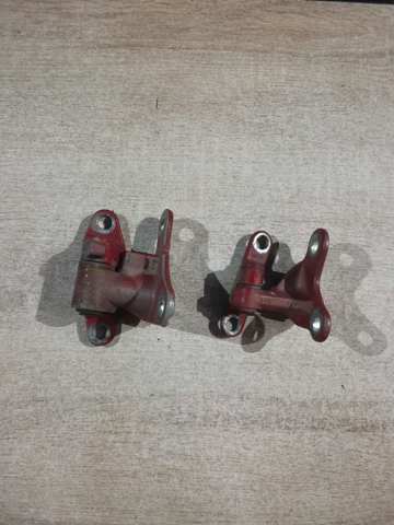 Завіса дверей передніх правих MR959094 MITSUBISHI