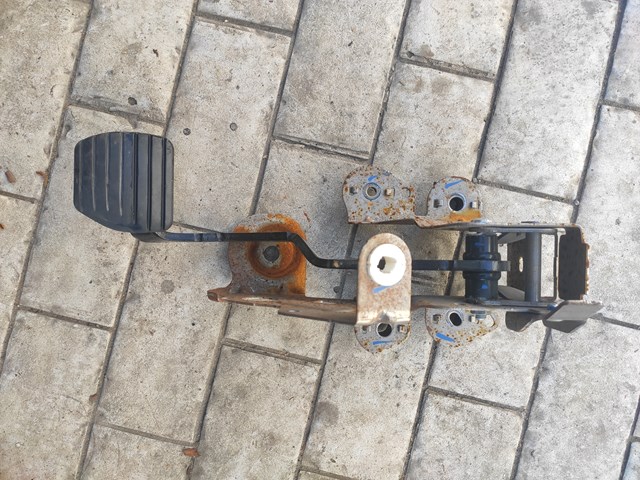 Педаль гальма 465010016R RENAULT