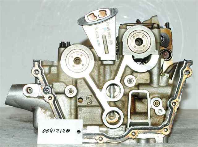 Головка блоку циліндрів 11121555076 BMW