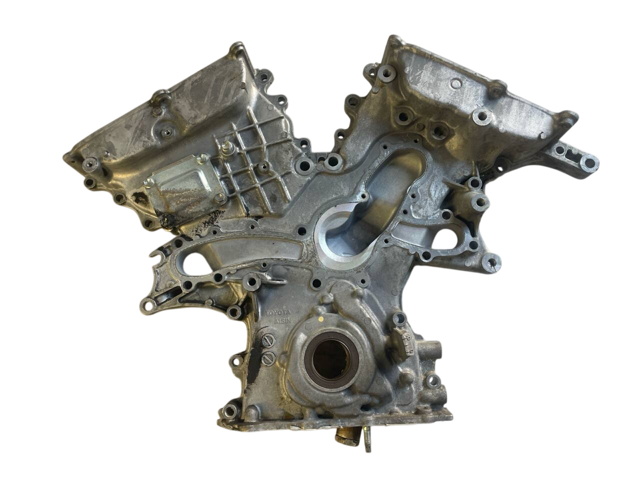 Кришка двигуна передня 1131031020 TOYOTA