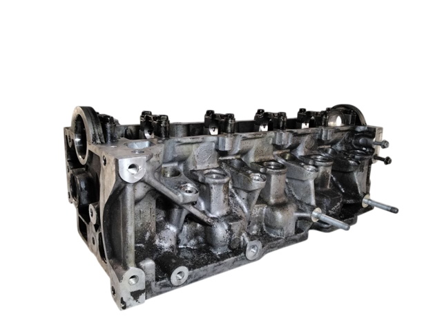 Головка двигуна 8201365749 RENAULT