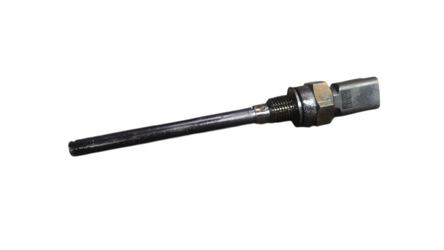 Термодатчик масла двигуна LR001368 LAND ROVER
