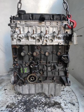 Двигун у зборі RHZ SUZUKI