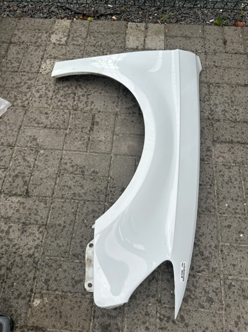 Кронштейн кріплення крила переднього лівого, задній 8V0821468E VAG