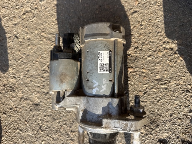 Стартер автомобільний 02M911024J VAG