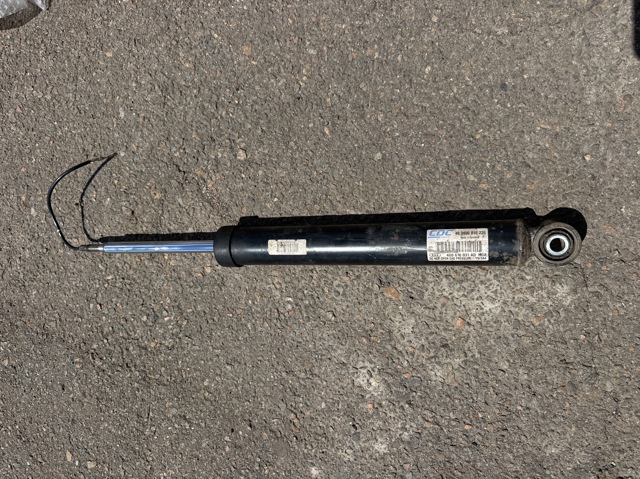 Амортизатори задні 4G0616031AD VAG