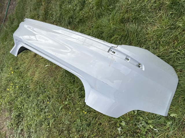 Кожух бампера заднього 5C6807421H VAG