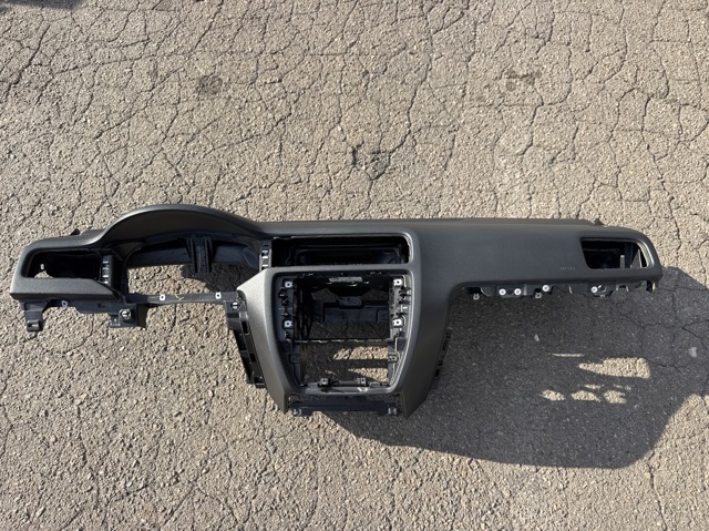 Панель приладів торпеди 5C7857002B6T6 VAG