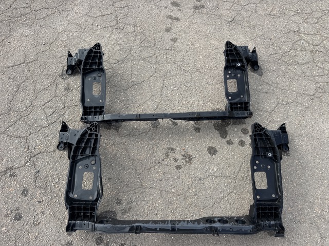 Панель передня 64101F1000 HYUNDAI