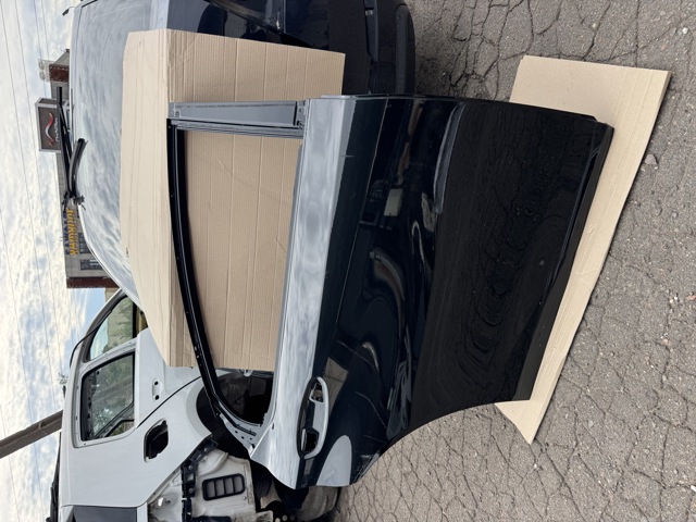 Двері задні в зборі 6700333301 TOYOTA