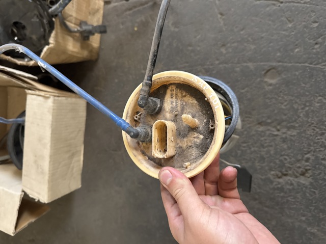 Бензонасос 6R0919050K VAG