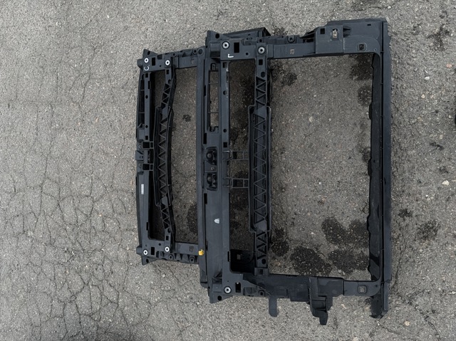 Зміцнення для радіаторів 6RU805588F VAG