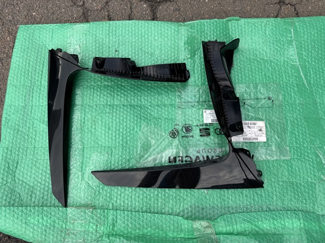 Спойлер даху 87228N7101 HYUNDAI
