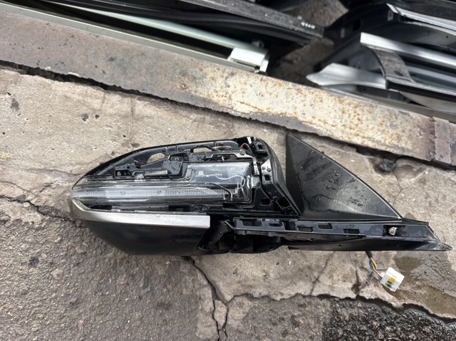 Праве дзеркало заднього виду 87620N7160 HYUNDAI
