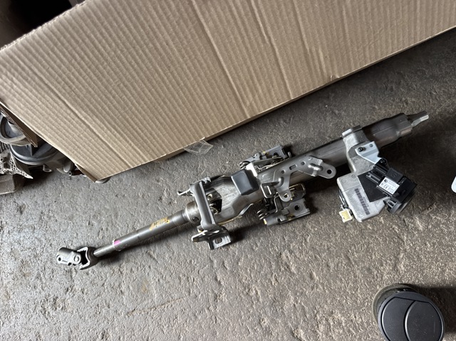 Рульова колонка GS1E32100C MAZDA
