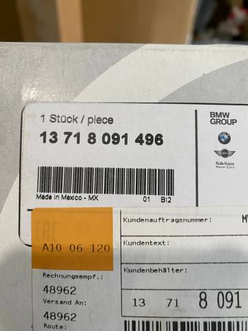 Повітряний фільтр двигуна 13718091496 BMW