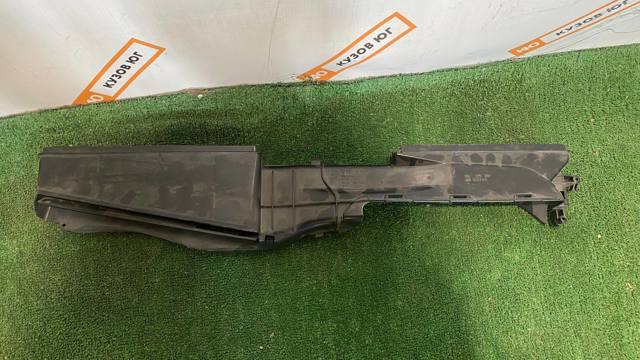 Патрубок повітряний, вхід повітряного фільтра 5QM129254 VAG