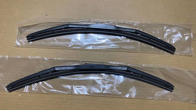 Щітка склоочисника лобового скла, пасажирська 61610040534 BMW