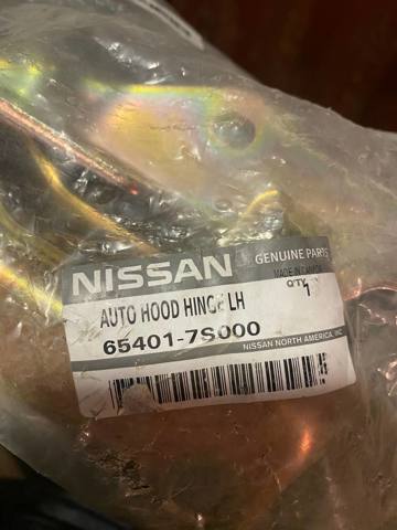 Завіс капота, лівий 654017S000 NISSAN