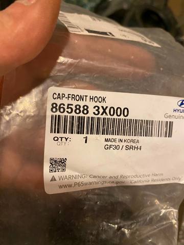 Заглушка бампера буксирувального гака, передня 865883X000 HYUNDAI