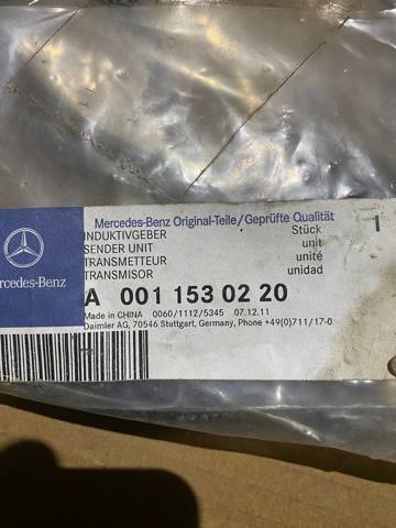 Датчик положення колінвала A0011530220 MERCEDES