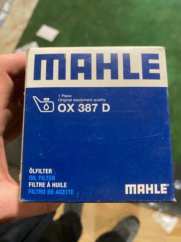 Масляний фільтр двигуна OX387D MAHLE