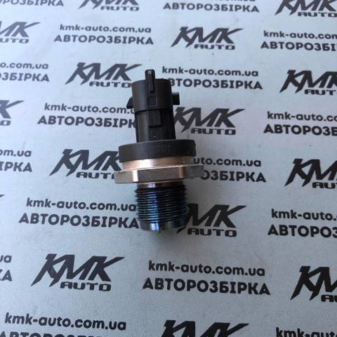 Датчик тиску палива 0281002903 BOSCH