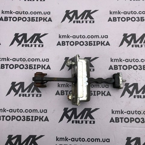 Обмежувач відкриття дверей, передній 13180682 GM