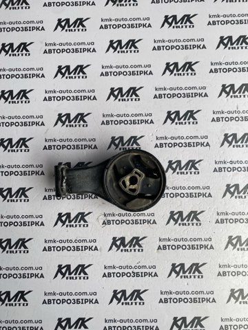 Задня подушка двигуна 13346302 GM