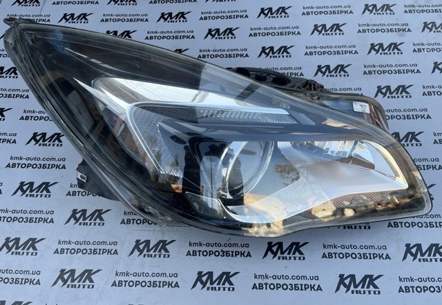 Права блок фара 13426664 GM