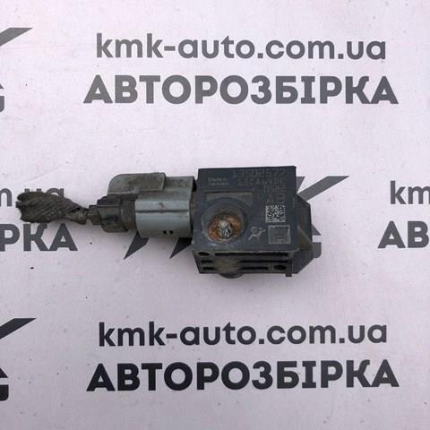 Датчик Ейрбег передній 13502577 GM