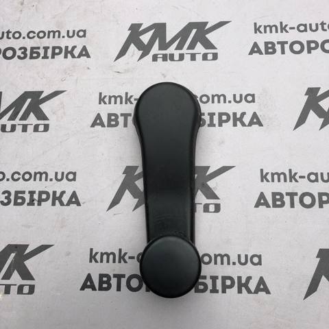 Ручка підйому скла двері, переднього 1H0837581D VAG