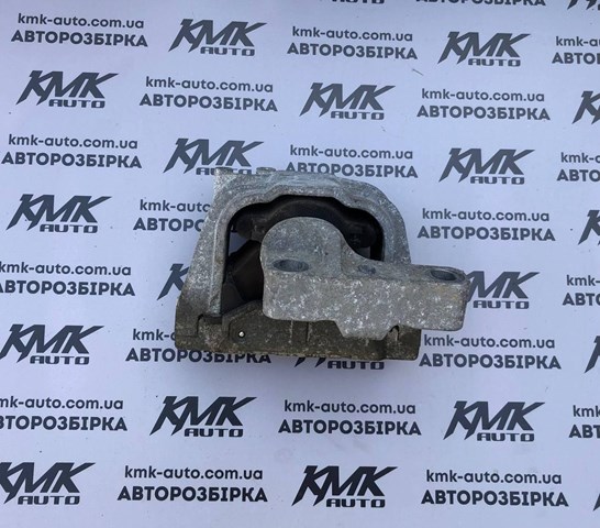 Права подушка мотора 1K0199262AL VAG