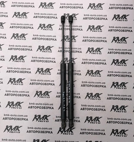 Амортизатор багажника правий 1K6827550F VAG