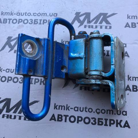 Петля задніх правих дверей 1T0833412A VAG