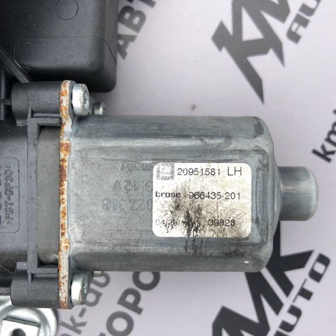 Привід ліфта передній 20951581 GM