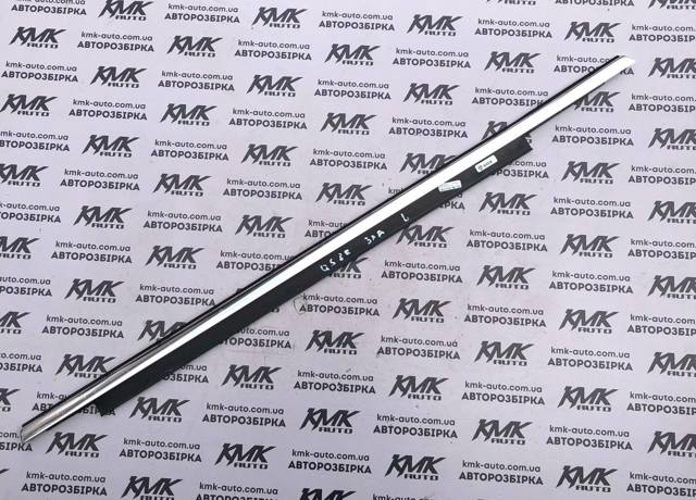 Молдинг опускного скла нижній, двері задньої, лівої 8R0853763F VAG