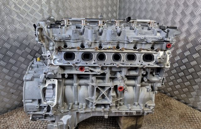 Двигун у зборі 256930 MERCEDES