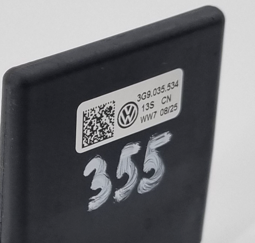 Антена GPS 3G9035534 VAG