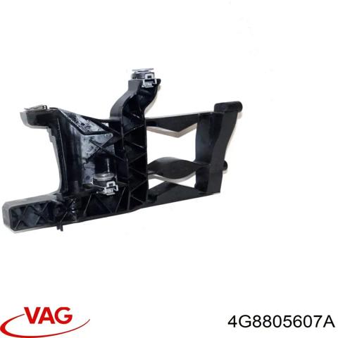 Кронштейн-адаптер кріплення фари передньої, лівою 4G8805607A VAG