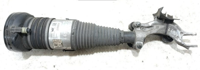 Стойка амортизатора передняя 4M0616039BF VAG
