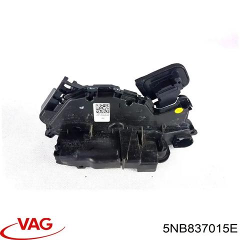 Замок водійських дверей 5NB837015E VAG