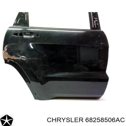 Двері пасажирські задні праві 68258506AC CHRYSLER