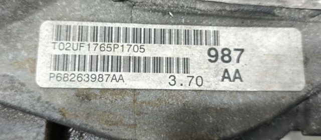 Редуктор переднього моста 68263987AA CHRYSLER