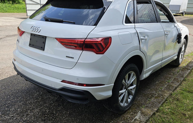 Задня ляда Audi Q3