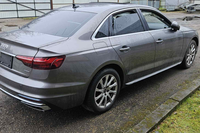 Двері задні в зборі 8W5833052D VAG